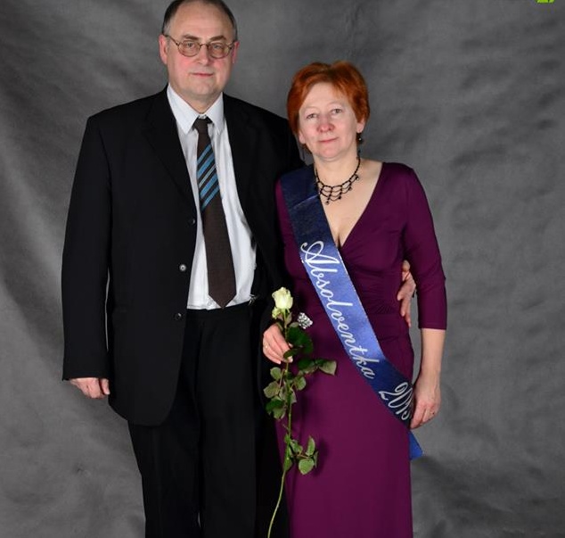 Akční třpytivé šerpy