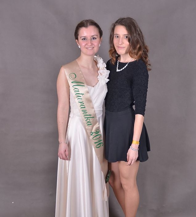 Akční třpytivé šerpy